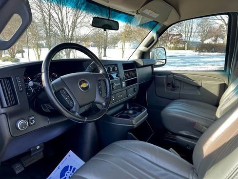 Used 2021 Chevrolet Express 2500 w/ Driver Convenience Package image 11