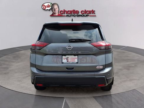 Used 2025 Nissan Rogue S FWD image 4