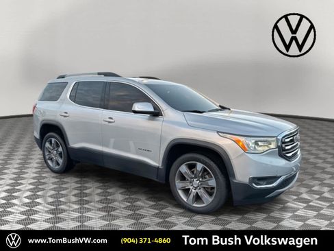 Used 2018 GMC Acadia SLT w/ LPO, Cargo Package image 1