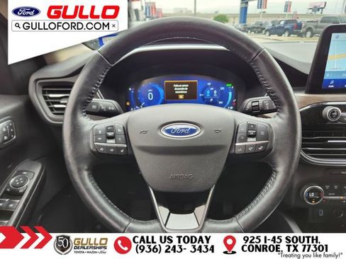 Used 2020 Ford Escape Titanium w/ Titanium Premium Package 2.0 FWD image 13