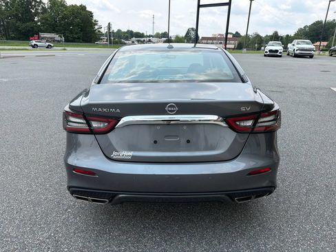 Used 2023 Nissan Maxima SV FWD image 8
