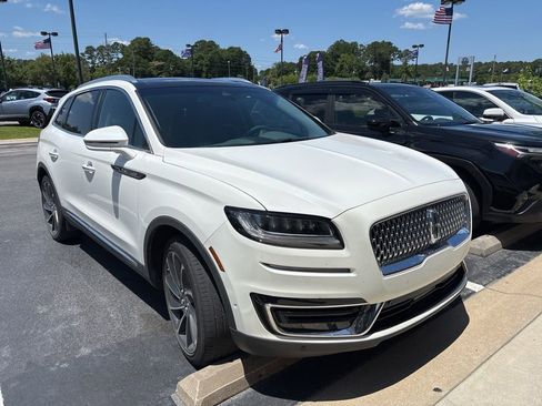 Used 2020 Lincoln Nautilus Reserve w/ Equipment Group 202A AWD/4WD image 4