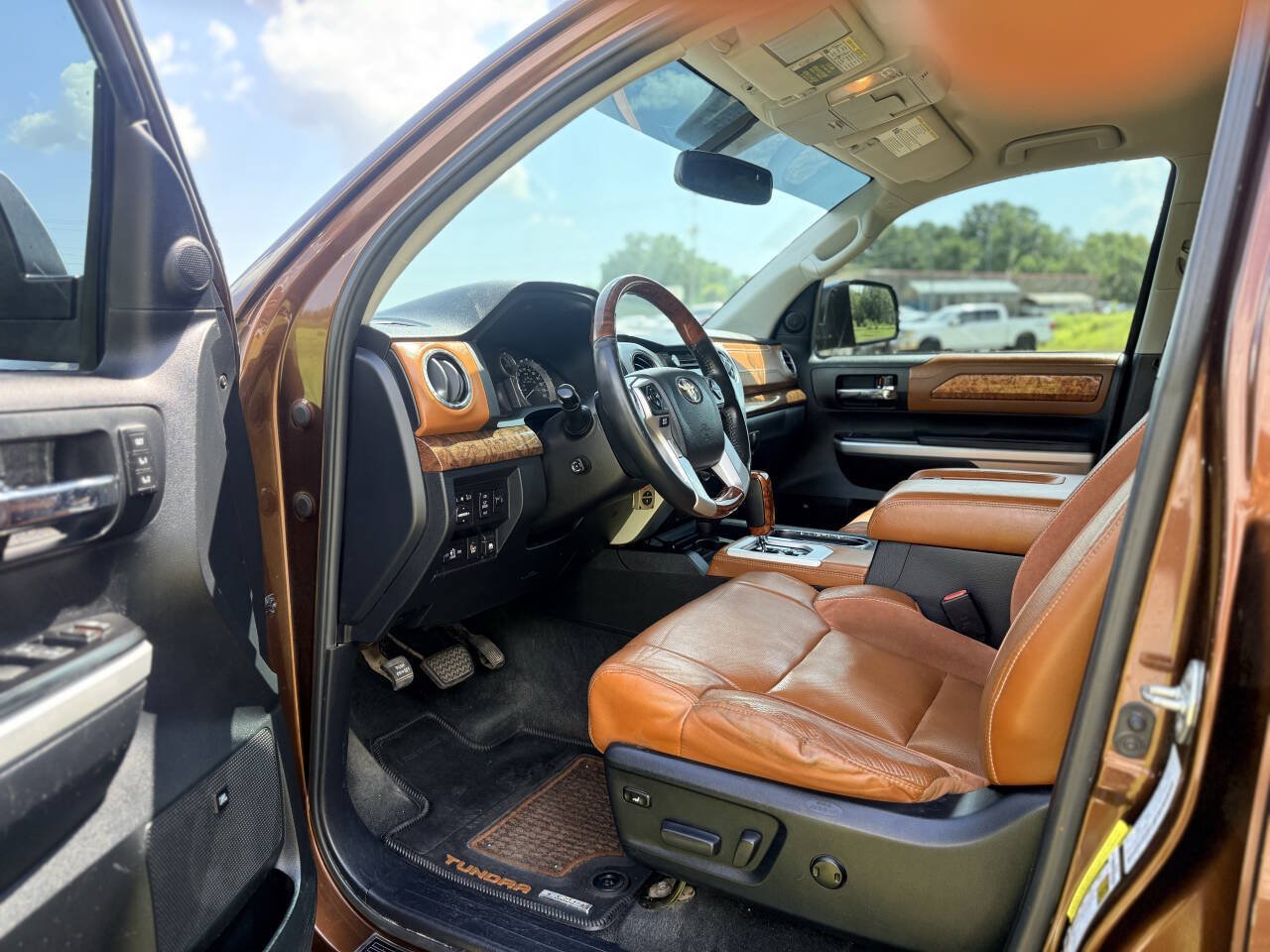 Used 2017 Toyota Tundra 1794 Edition AWD/4WD image 13