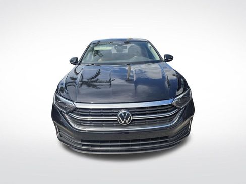 Used 2024 Volkswagen Jetta SEL FWD image 3