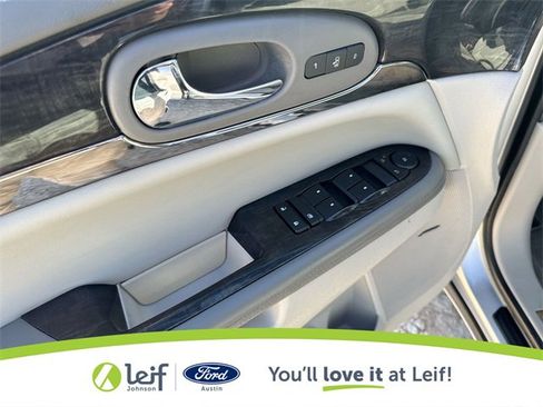 Used 2016 Buick Enclave Leather image 19