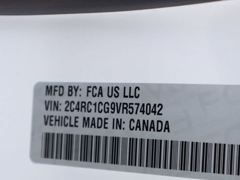 New 2027 Chrysler Pacifica LX FWD image 40