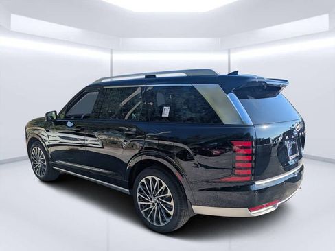 New 2026 Hyundai Palisade Calligraphy FWD image 5