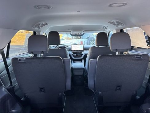 New 2026 Ford Explorer Active image 38