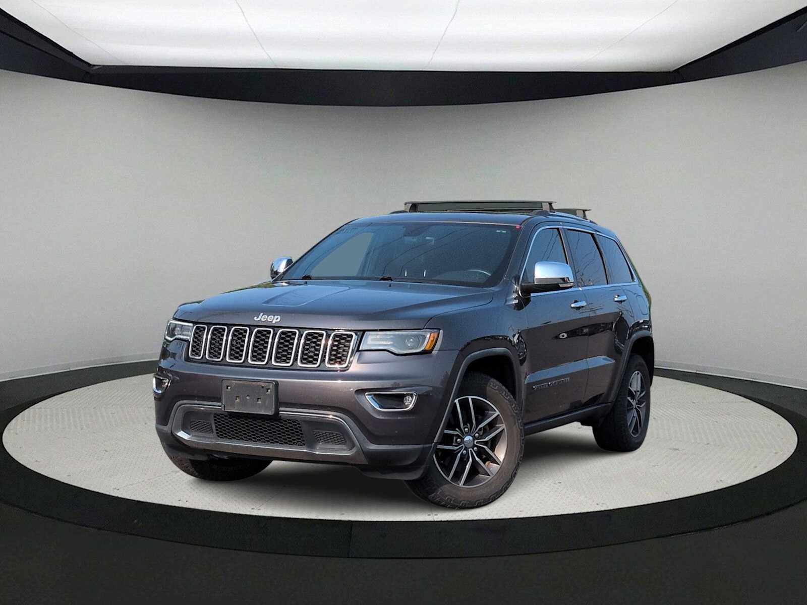 Used 2017 Jeep Grand Cherokee Limited w/ Luxury Group II AWD/4WD image 1