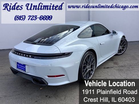 Used 2025 Porsche 911 Carrera image 11