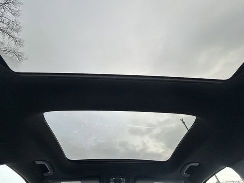 Certified 2025 Mercedes-Benz GLB 250 GLB 250 image 16