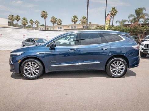 Used 2022 Buick Enclave Avenir w/ Avenir Technology Package image 8
