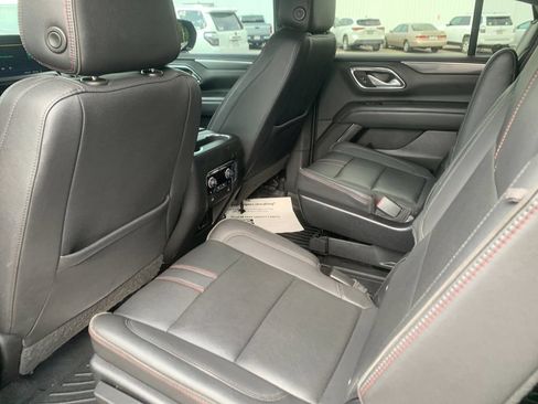 Used 2022 Chevrolet Tahoe RST w/ Luxury Package AWD/4WD image 14