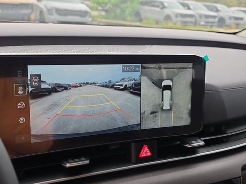 New 2027 Kia Carnival SX FWD image 26
