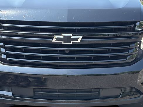 Used 2023 Chevrolet Tahoe High Country w/ Advanced Technology Package AWD/4WD image 9