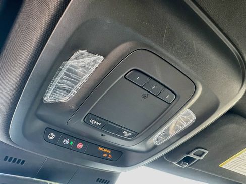 Used 2025 Cadillac CT5 Premium Luxury RWD image 18