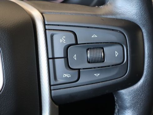 Used 2021 GMC Yukon Denali w/ Denali Premium Package image 28