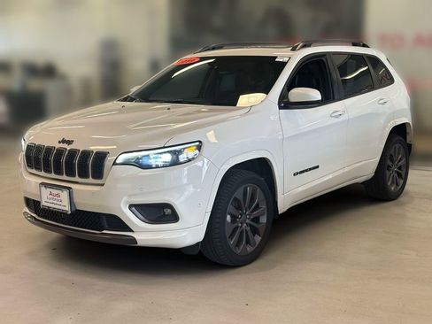 Used 2019 Jeep Cherokee High Altitude AWD/4WD image 3