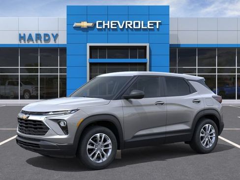 New 2026 Chevrolet TrailBlazer LS w/ LS Convenience Package FWD image 2