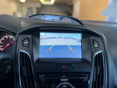 Used 2017 Ford Focus ST w/ Equipment Group 401A image 28