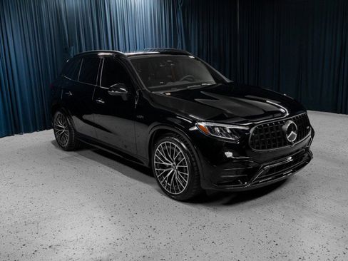 New 2026 Mercedes-Benz GLC 43 AMG 4MATIC image 3