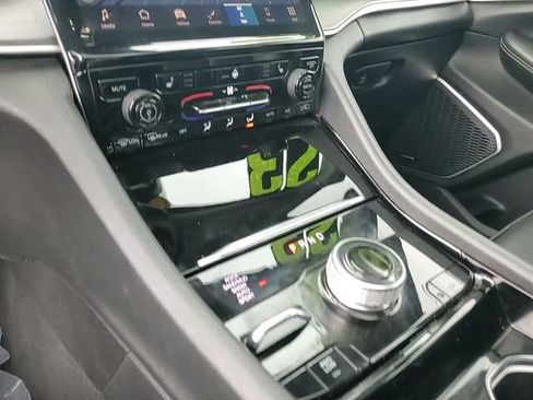 Used 2023 Jeep Grand Cherokee 4WD 4xe image 23