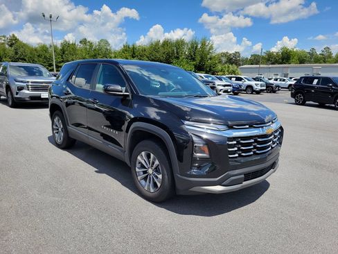 Used 2025 Chevrolet Equinox LT FWD image 7