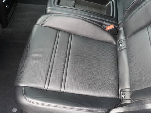 Used 2021 Porsche Cayenne Turbo image 58