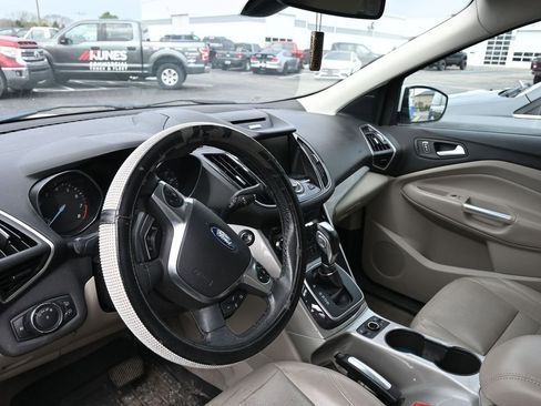 Used 2013 Ford Escape SEL image 16