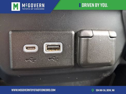 Used 2020 Chevrolet Silverado 1500 RST AWD/4WD image 31