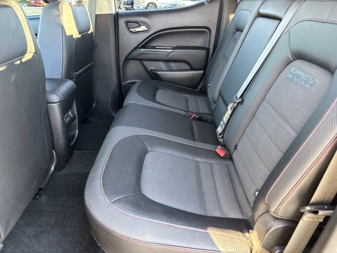 Used 2017 GMC Canyon SLE w/ All Terrain X Package image 20