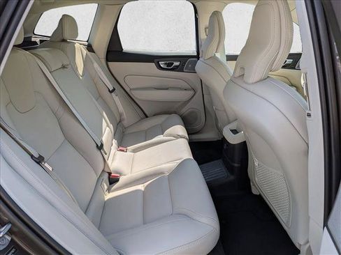 Used 2024 Volvo XC60 T8 Ultimate w/ Climate Package AWD/4WD image 20