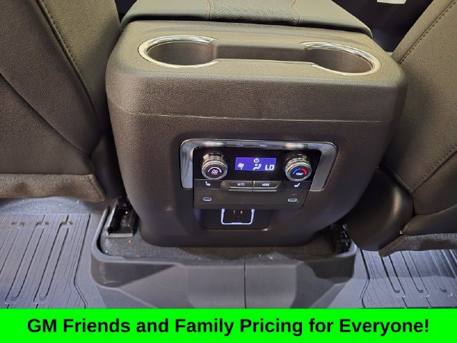 New 2026 GMC Yukon XL AT4 w/ AT4 Premium Package AWD/4WD image 35