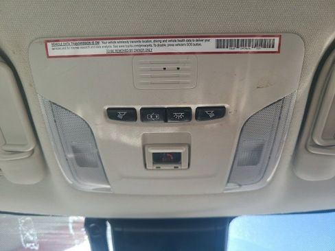 Used 2021 Toyota Corolla LE image 30