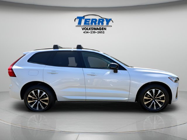 Used 2023 Volvo XC60 B5 Plus w/ Climate Package AWD/4WD image 1