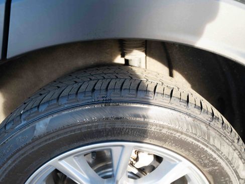 Used 2023 Honda CR-V EX image 30