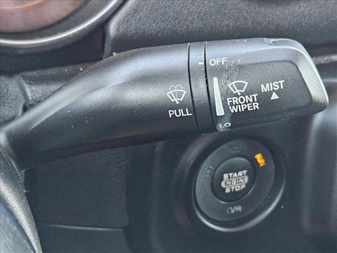 Used 2021 Jeep Gladiator Overland AWD/4WD image 16