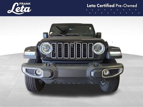 Used 2024 Jeep Wrangler Unlimited Sahara w/ Technology Group AWD/4WD image 9