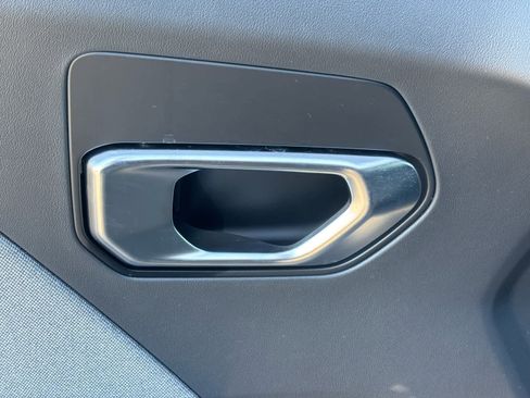 Used 2025 Kia K4 EX image 13