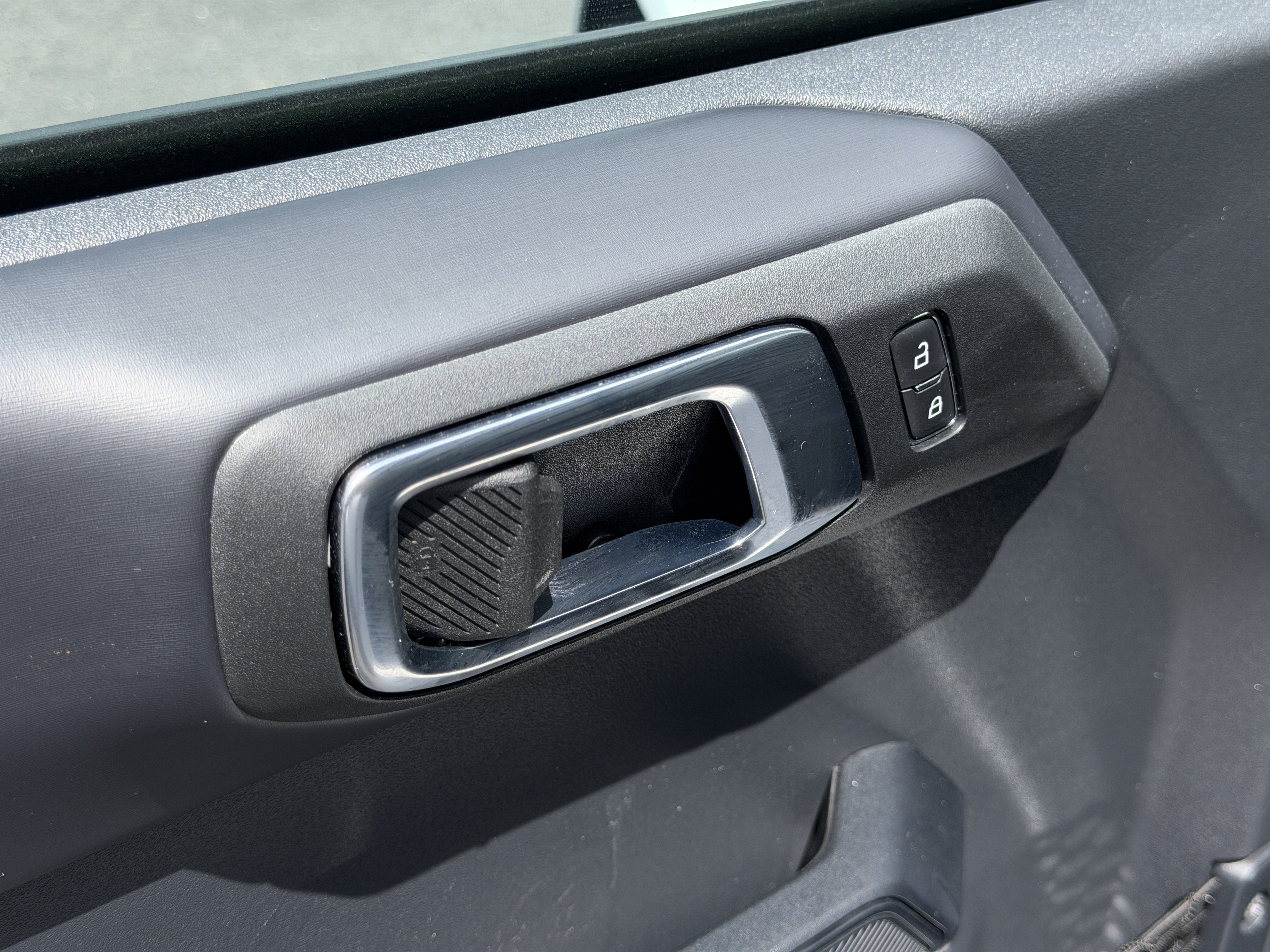 Used 2025 Ford Bronco Outer Banks AWD/4WD image 18