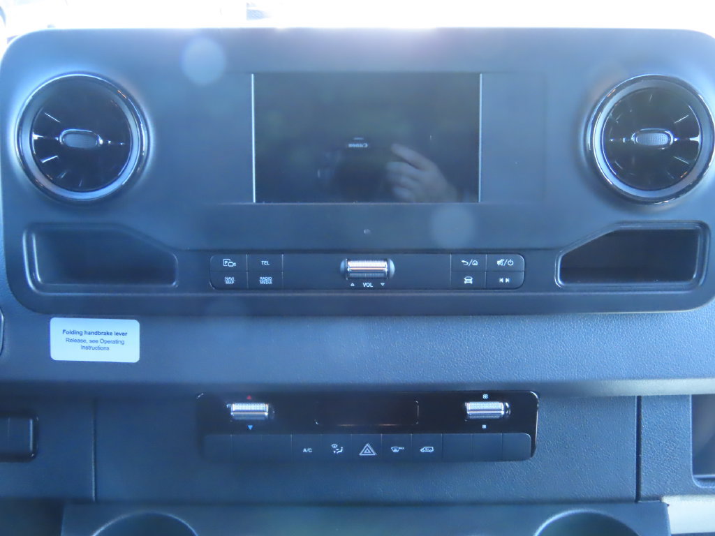 Used 2024 Mercedes-Benz Sprinter 2500 image 15