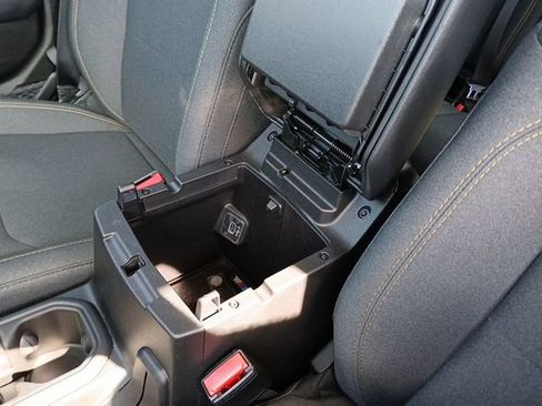 Used 2024 Jeep Gladiator Sport image 21