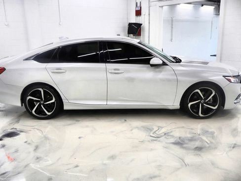 Used 2020 Honda Accord Sport image 8