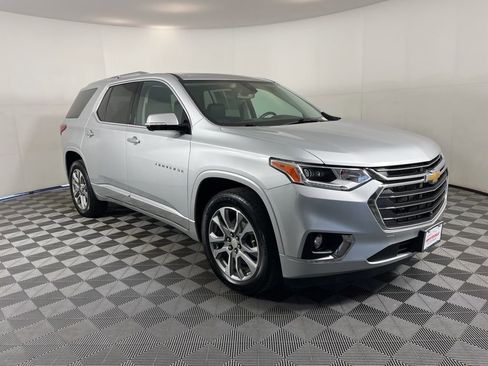 Used 2020 Chevrolet Traverse Premier image 6