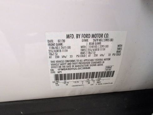 Used 2020 Ford Explorer XLT w/ Equipment Group 202A AWD/4WD image 42