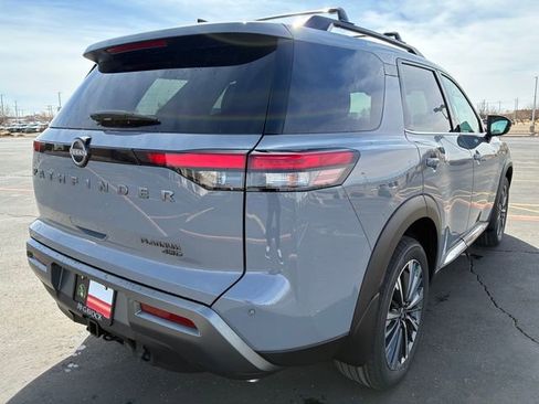 New 2026 Nissan Pathfinder Platinum image 6