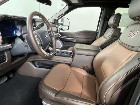 New 2026 Ford F350 King Ranch w/ FX4 Off-Road Package image 8