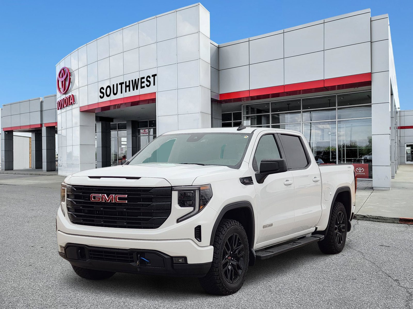 Used 2026 GMC Sierra 1500 Elevation w/ Preferred Package AWD/4WD image 2