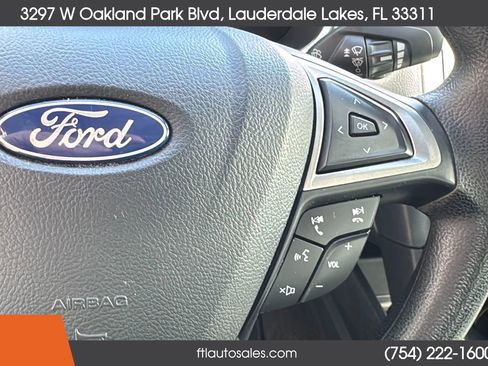 Used 2020 Ford Fusion SE image 48
