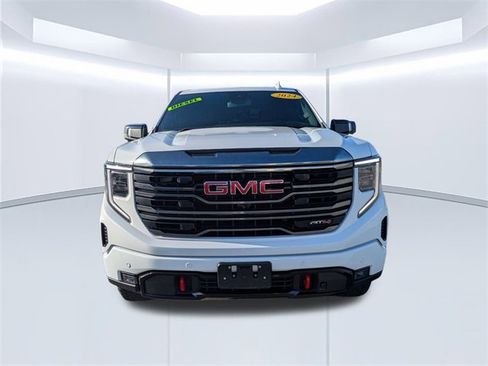 Used 2024 GMC Sierra 1500 AT4 w/ AT4 Premium Package image 10